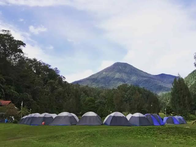 Tapian Ratu Camp Real Bukittinggi Extérieur photo