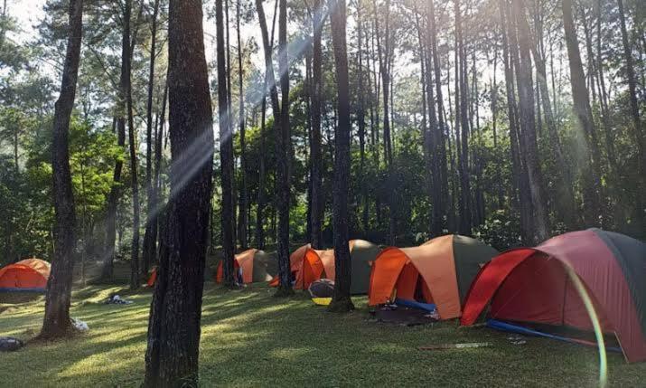 Tapian Ratu Camp Real Bukittinggi Extérieur photo