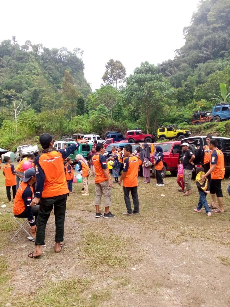 Tapian Ratu Camp Real Bukittinggi Extérieur photo